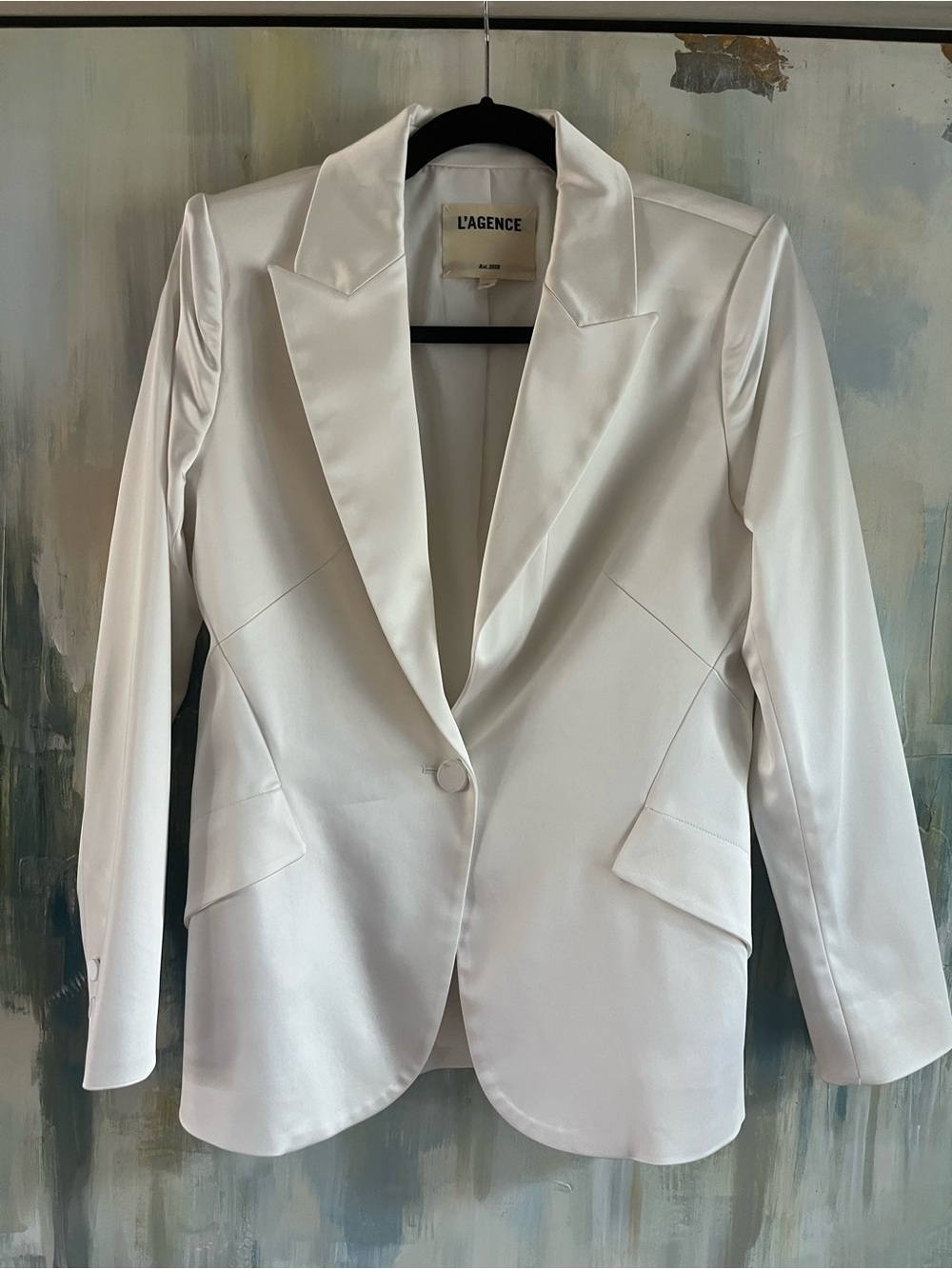 L'AGENCE White Satin Single-Button Blazer Size 4